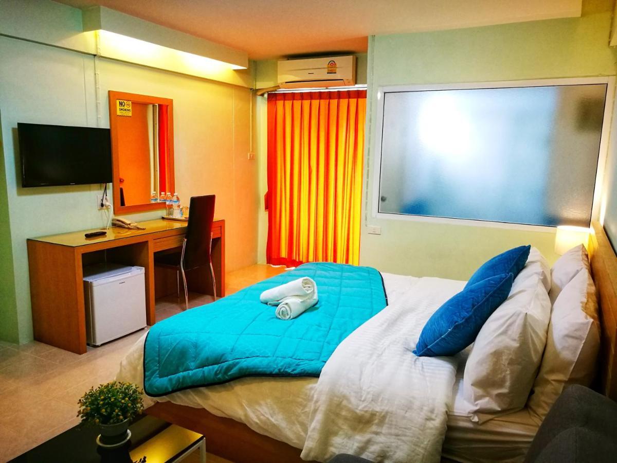 J.Residence Szamutprakan Kültér fotó