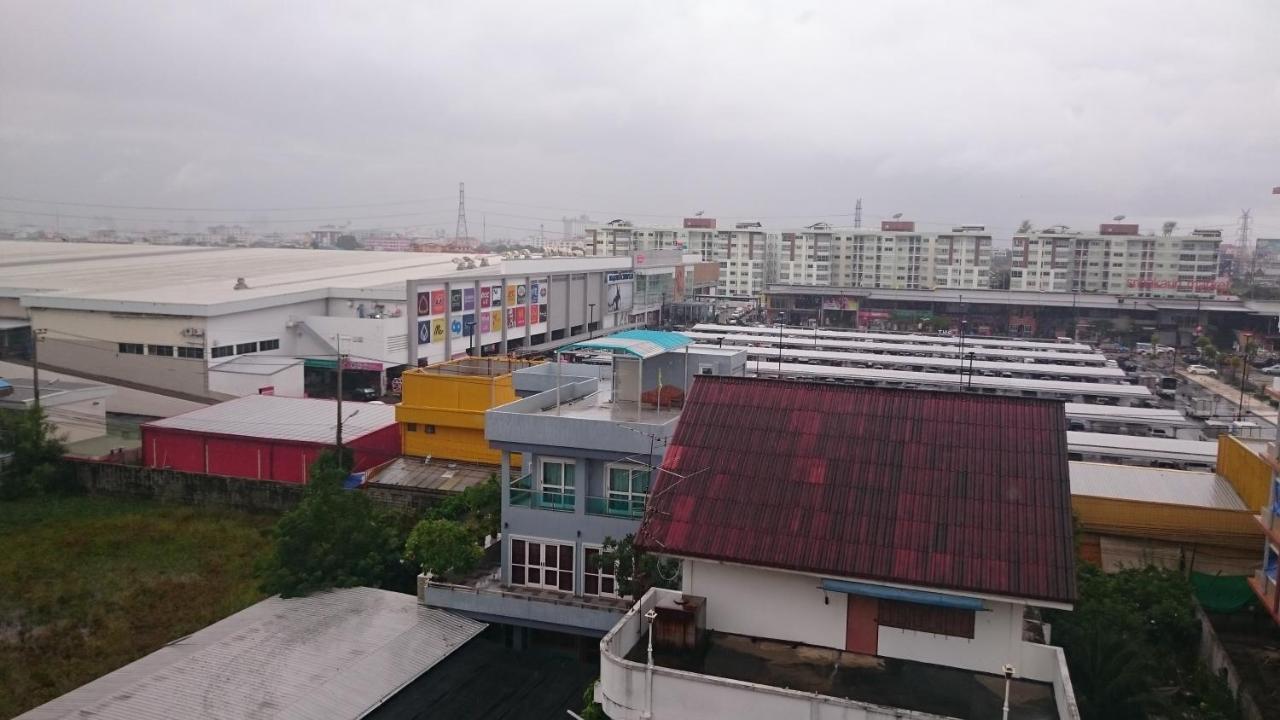J.Residence Szamutprakan Kültér fotó